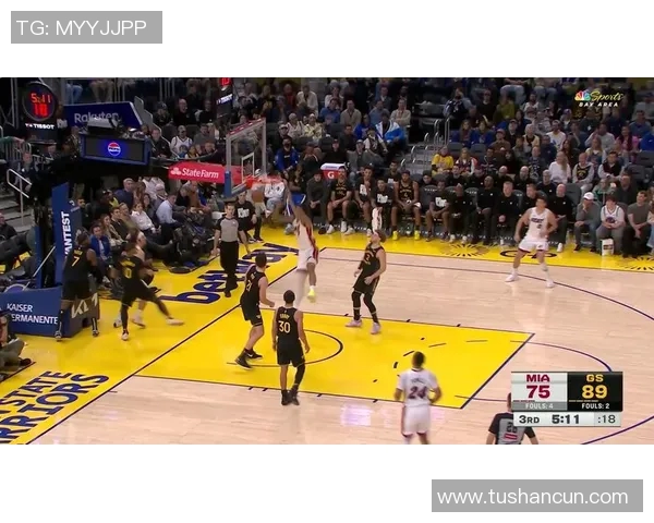 勇士与马刺激战正酣NBA赛场上演精彩对决引发球迷热议